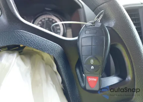 2019 Ram 1500 Classic Tradesman Quad Cab 4X4 6'4 Box z USA, uszkodzony, nr VIN 1C6RR7FT3KS620380